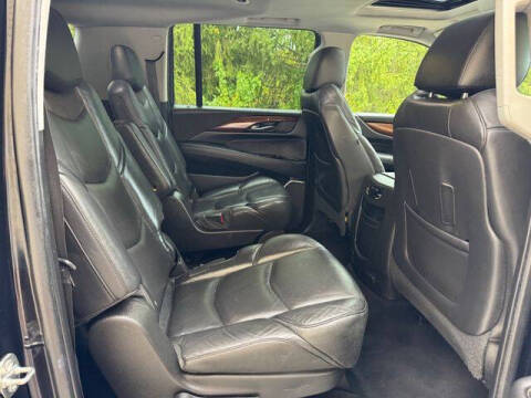 2020 Cadillac Escalade ESV Luxury