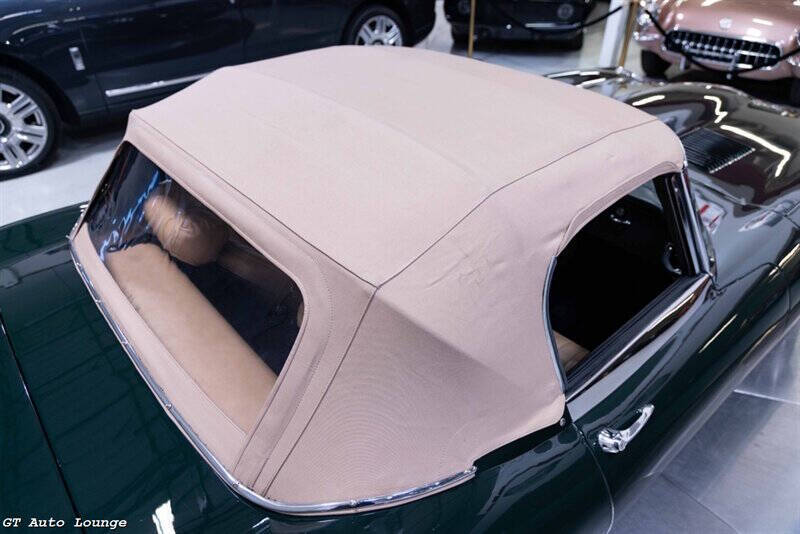 1970 Jaguar E-Type 42