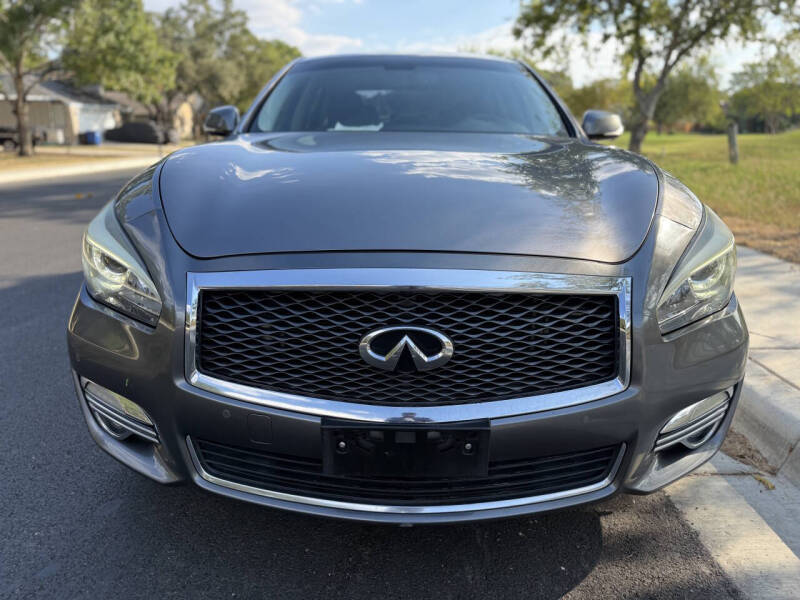 2015 Infiniti Q70 3.7