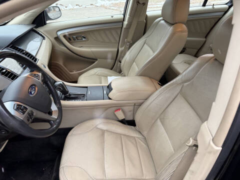 2014 Ford Taurus SEL