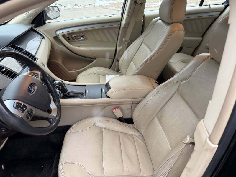 2014 Ford Taurus SEL