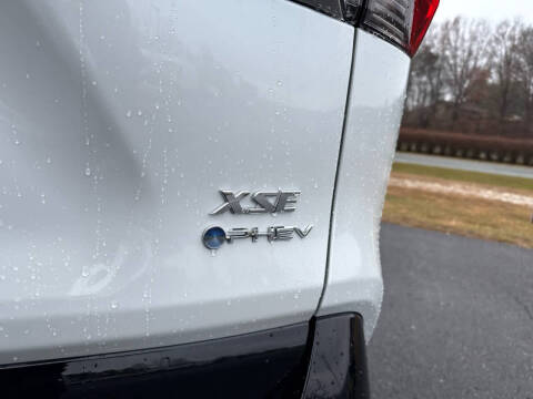 2025 Toyota RAV4 Plug-in Hybrid XSE