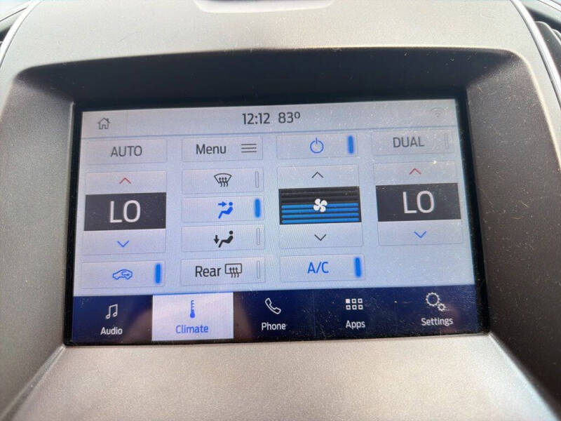 2020 Ford Edge Titanium