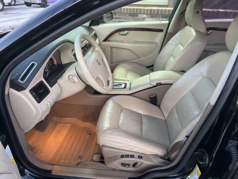 2008 Volvo V70 3.2