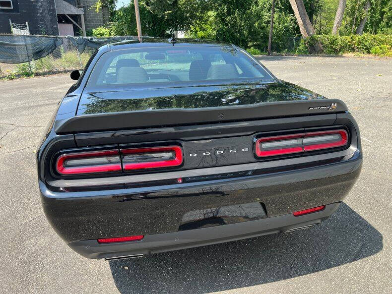 2022 Dodge Challenger