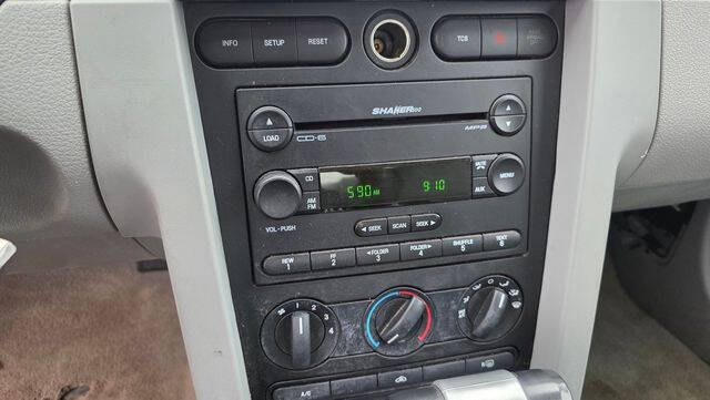 2006 Ford Mustang V6 Premium