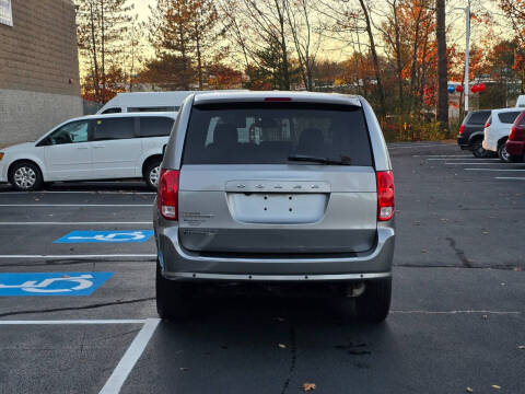 2020 Dodge Grand Caravan SE