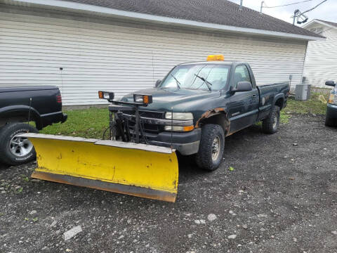 2002 Chevrolet Silverado 2500HD for sale at CRYSTAL MOTORS SALES in Rome NY