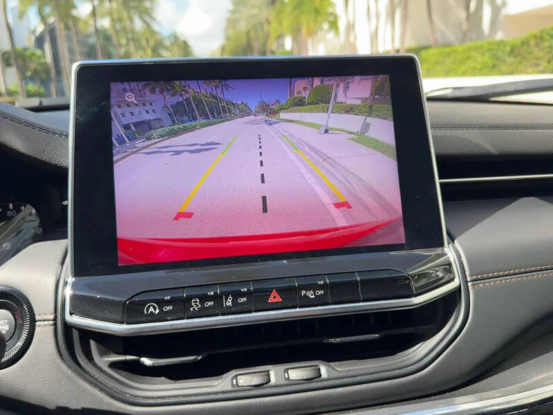 2023 Jeep Compass (Red) Edition