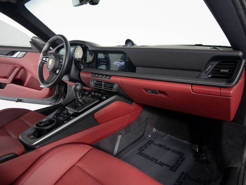 2024 Porsche 911 Carrera 4S