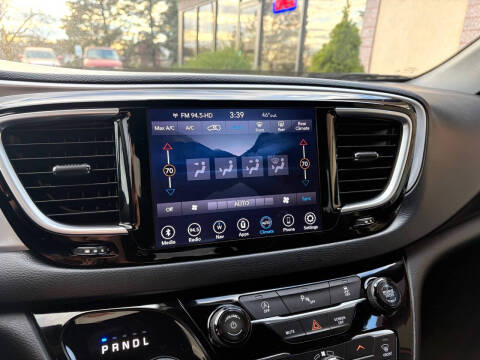 2018 Chrysler Pacifica Touring Plus