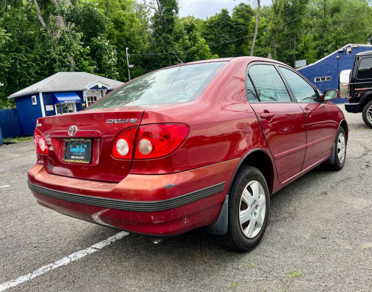 2005 Toyota Corolla LE