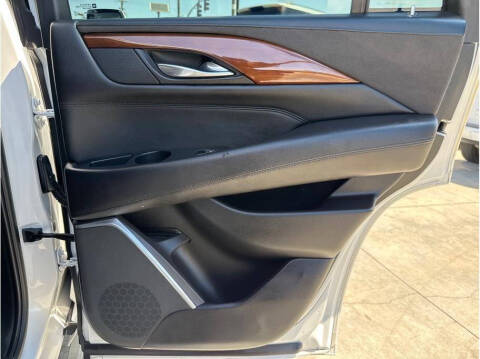 2018 Cadillac Escalade Premium Luxury