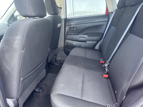 2011 Mitsubishi Outlander Sport ES