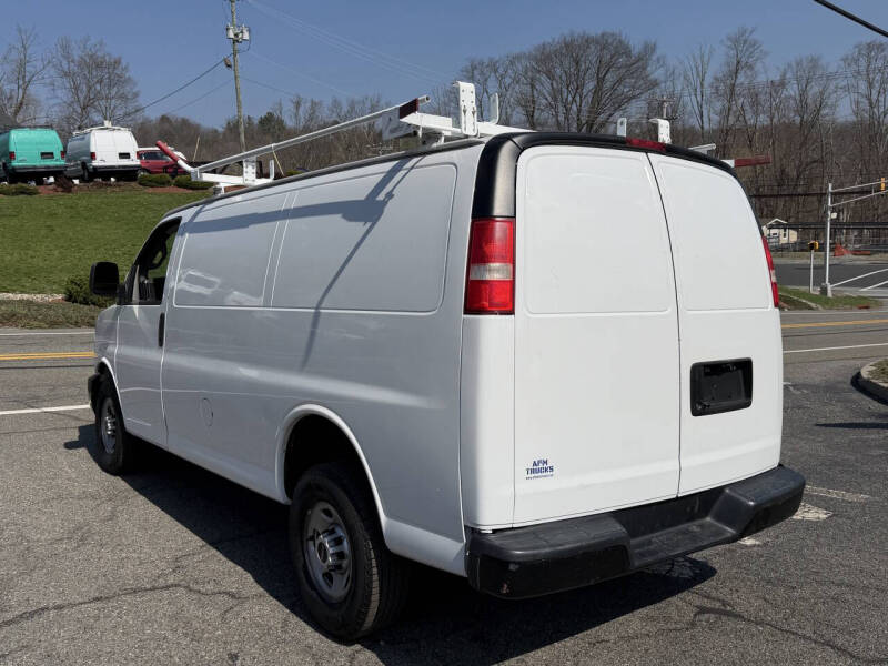 2019 GMC Savana 2500