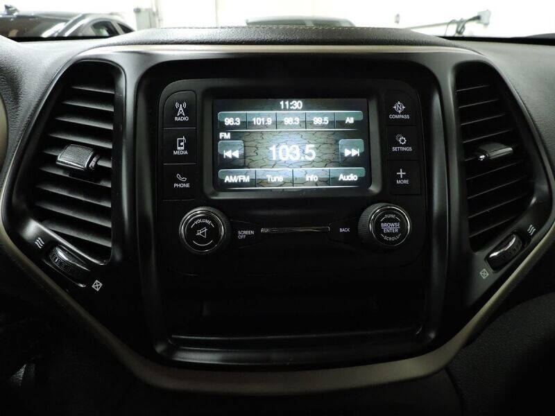 2016 Jeep Cherokee Sport