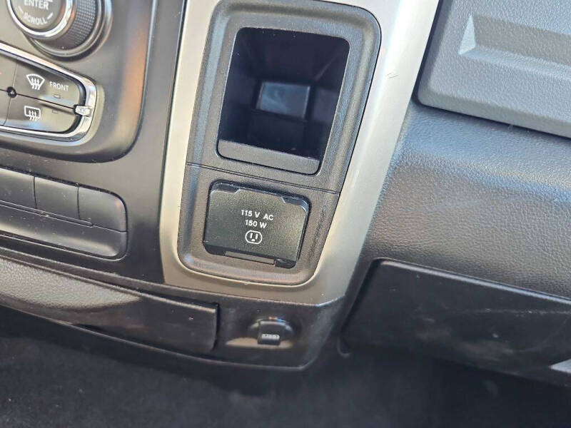 2019 RAM 1500 Classic SLT