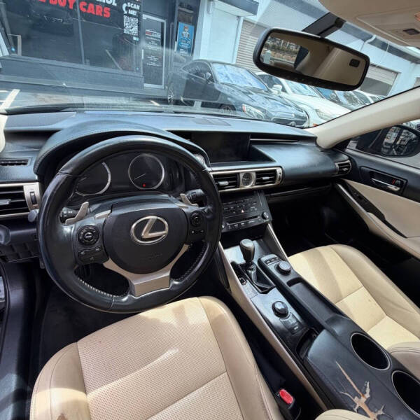 2014 Lexus IS 250