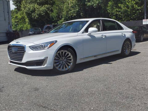 2017 Genesis G90