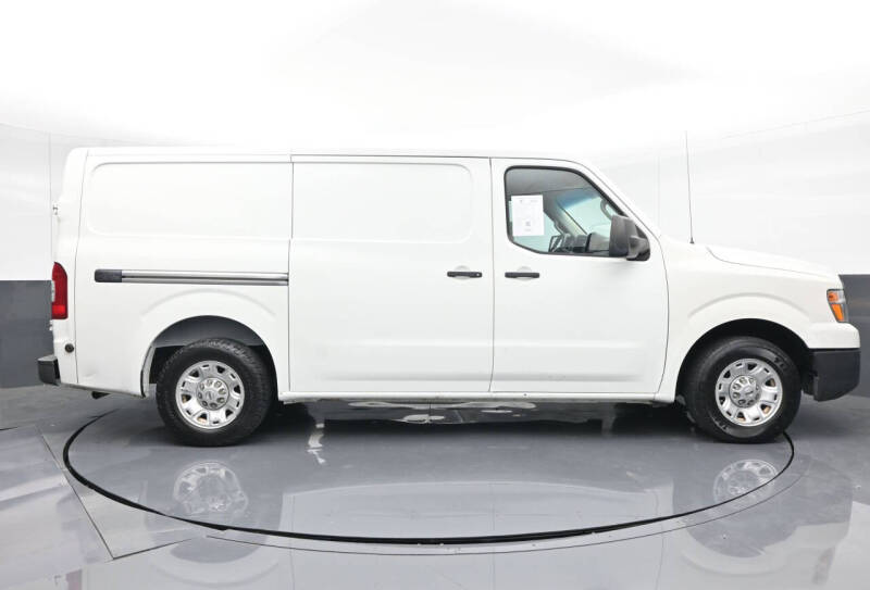 2015 Nissan NV 1500 SV