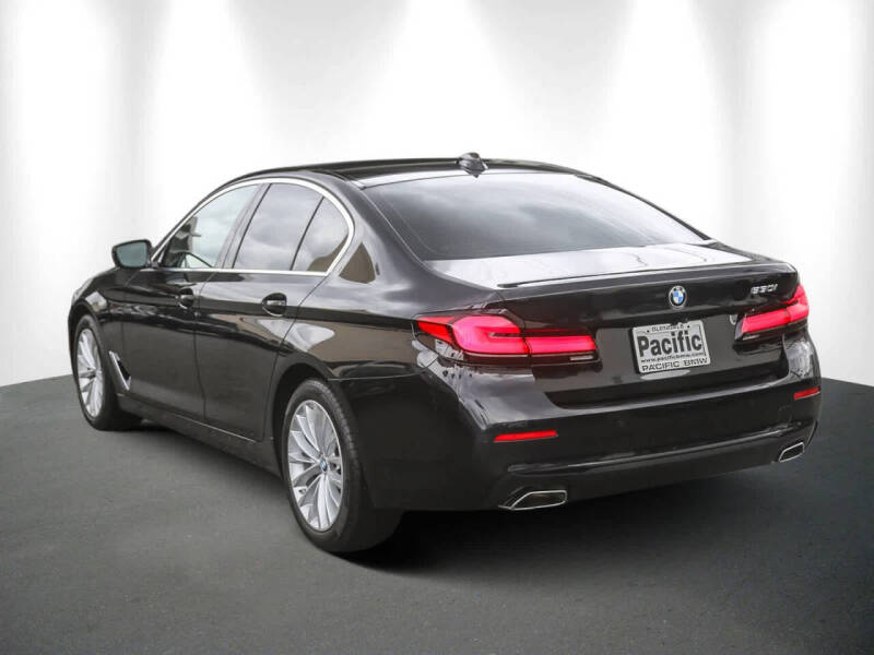 2023 BMW 5 Series 530i