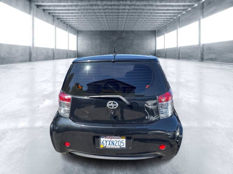 2013 Scion iQ