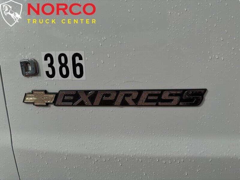 2021 Chevrolet Express 2500