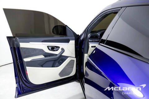 2020 Lamborghini Urus