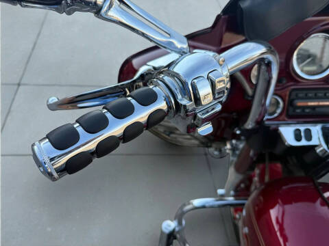 2004 Harley-Davidson FLHTCI Electra Glide Classic