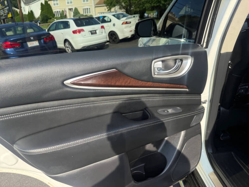 2017 Infiniti QX60