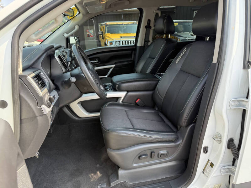2018 Nissan Titan PRO-4X