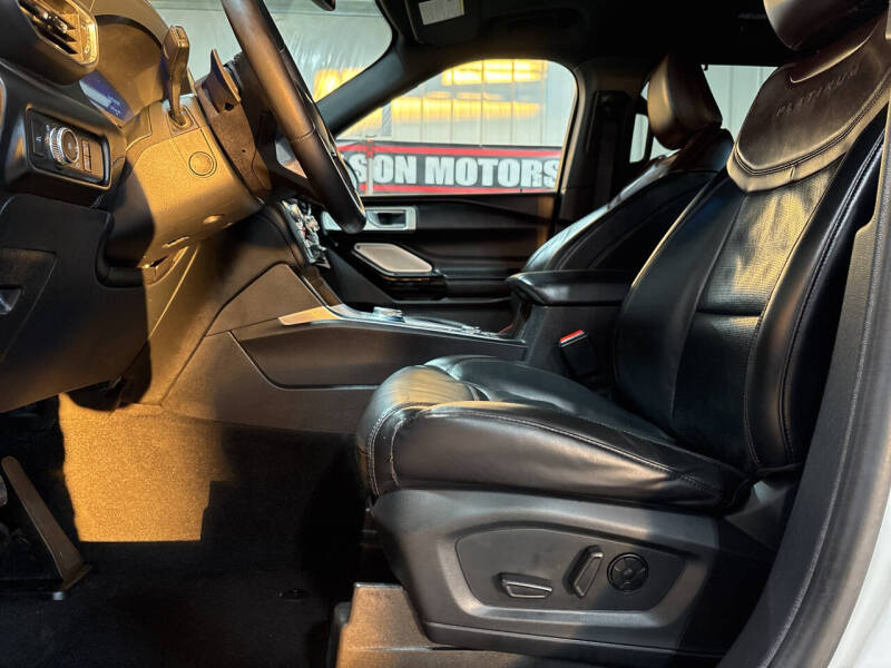 2021 Ford Explorer Platinum