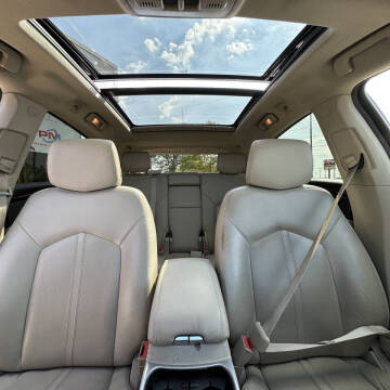 2012 Cadillac SRX Luxury Collection