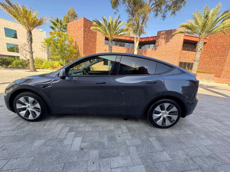 2024 Tesla Model Y Long Range