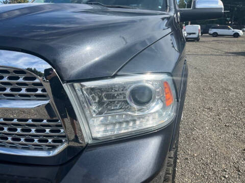 2016 RAM 1500 Laramie