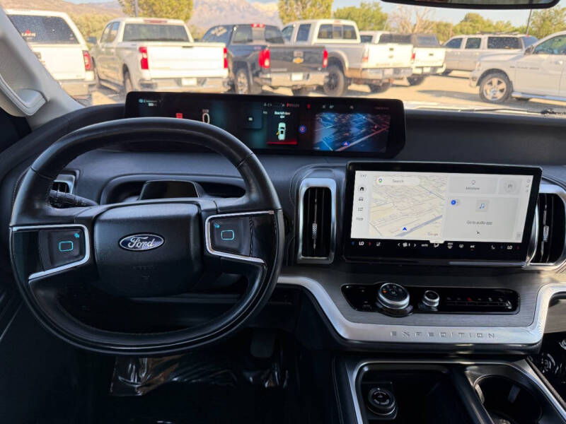 2025 Ford Expedition MAX Platinum