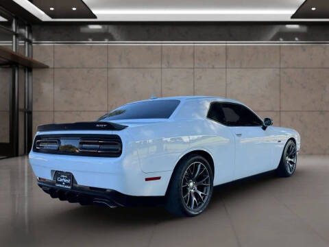 2016 Dodge Challenger SRT 392