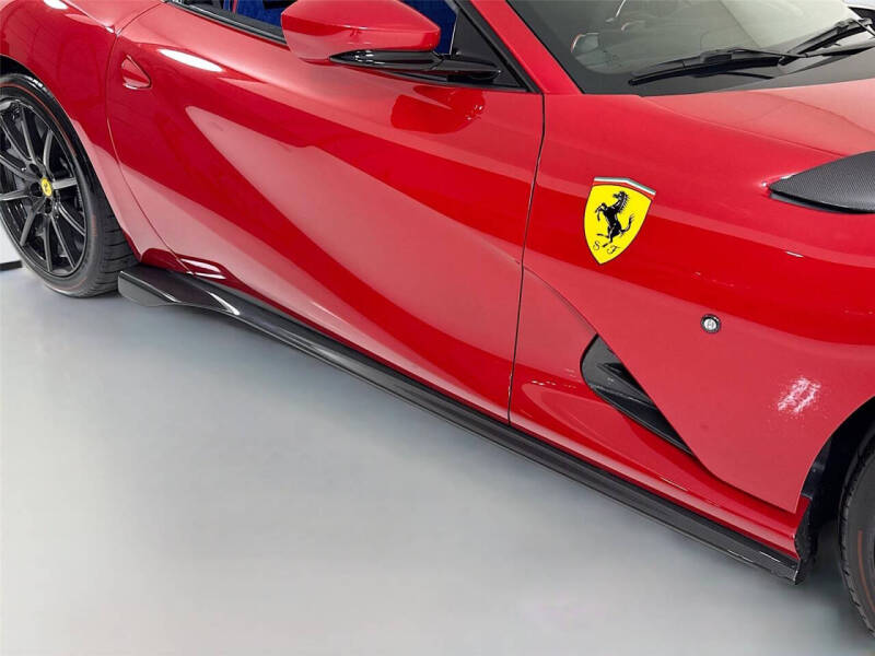 2024 Ferrari 812 Competizione
