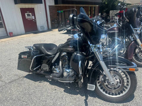 2009 Harley-Davidson FLHTCU -