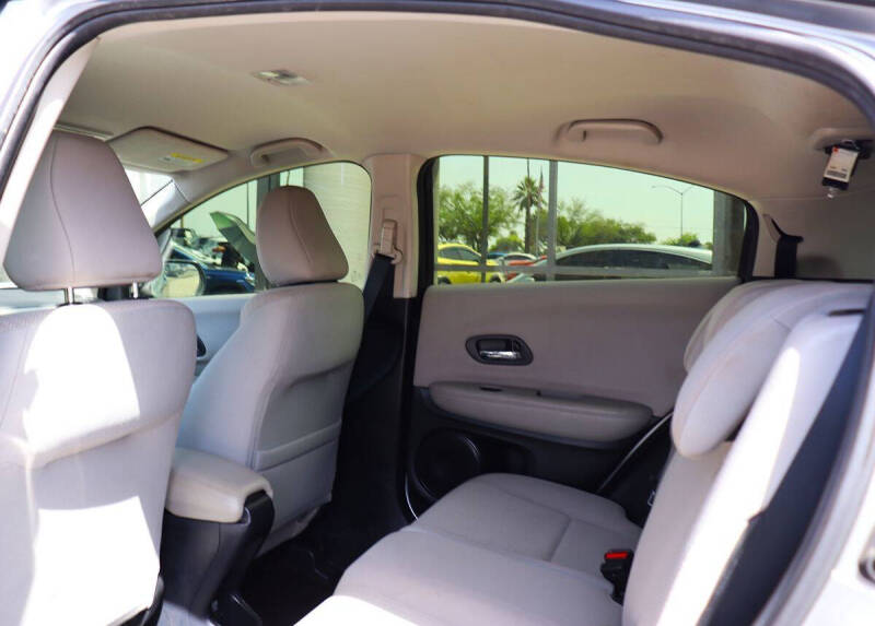 2017 Honda HR-V LX