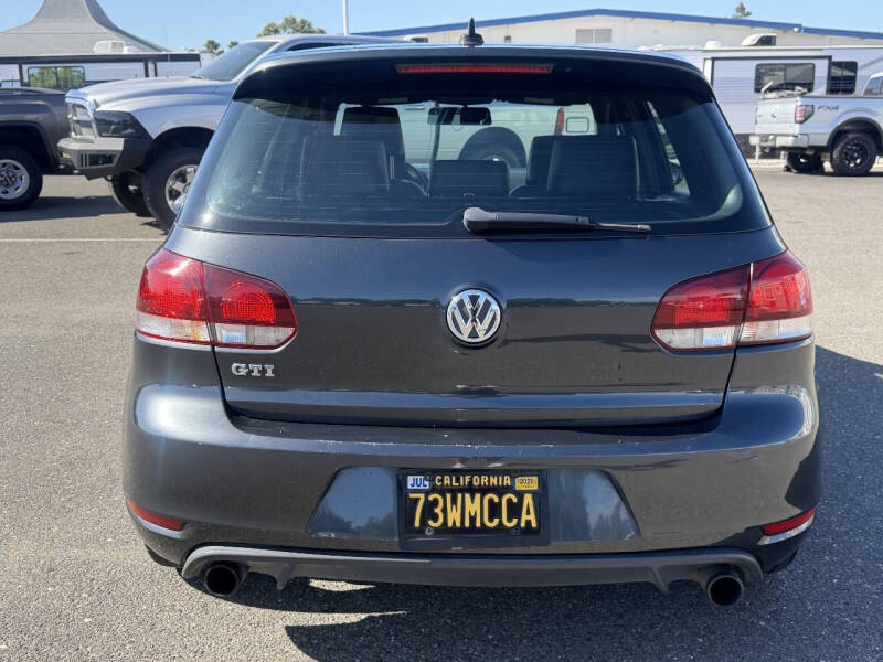 2012 Volkswagen GTI Autobahn PZEV