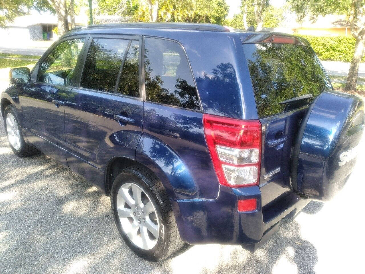 2012 Suzuki Grand Vitara  - $10,999
