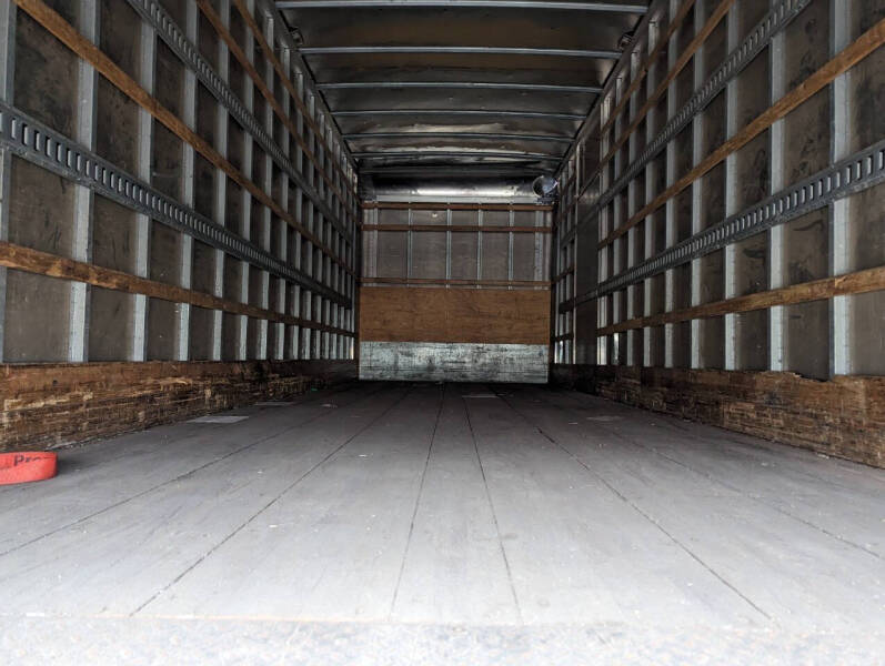 2008 Freightliner M2 106