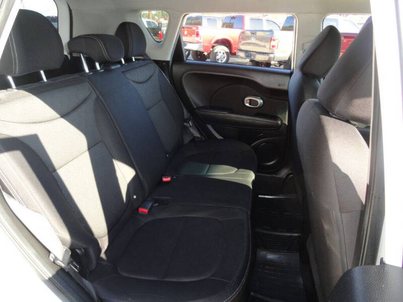 2016 Kia Soul Base photo 7