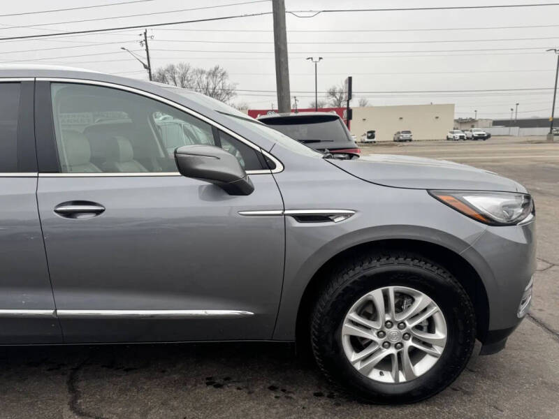 2021 Buick Enclave Essence
