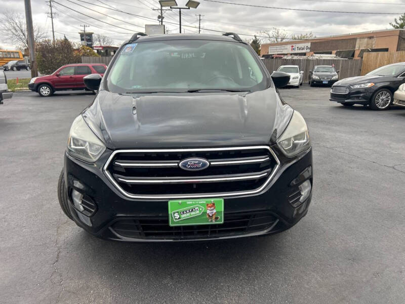 2017 Ford Escape SE photo 2