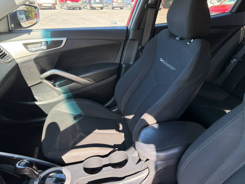 2017 Hyundai Veloster