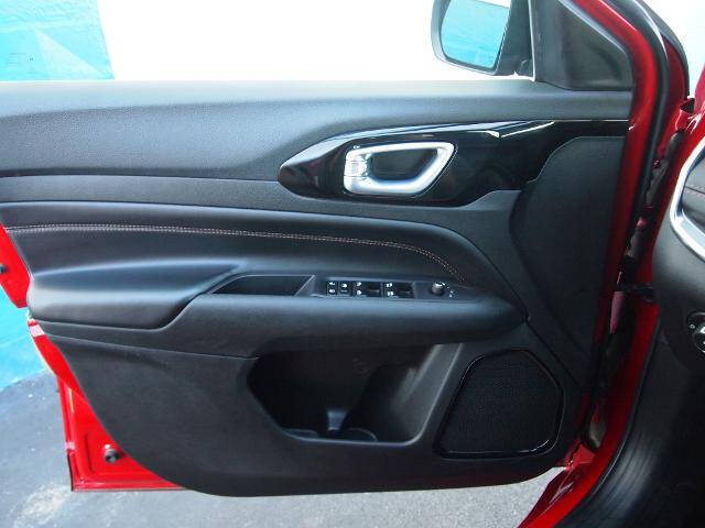 2023 Jeep Compass (Red) Edition