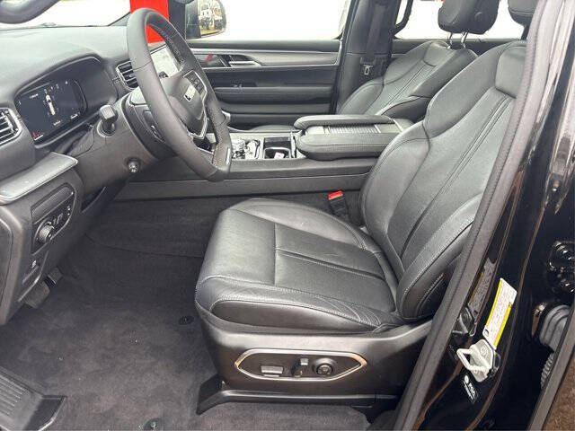 2024 Jeep Wagoneer L Carbide