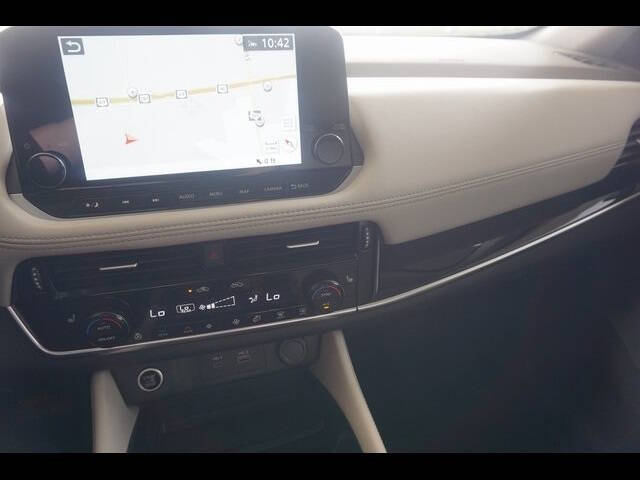 2022 Nissan Rogue SL